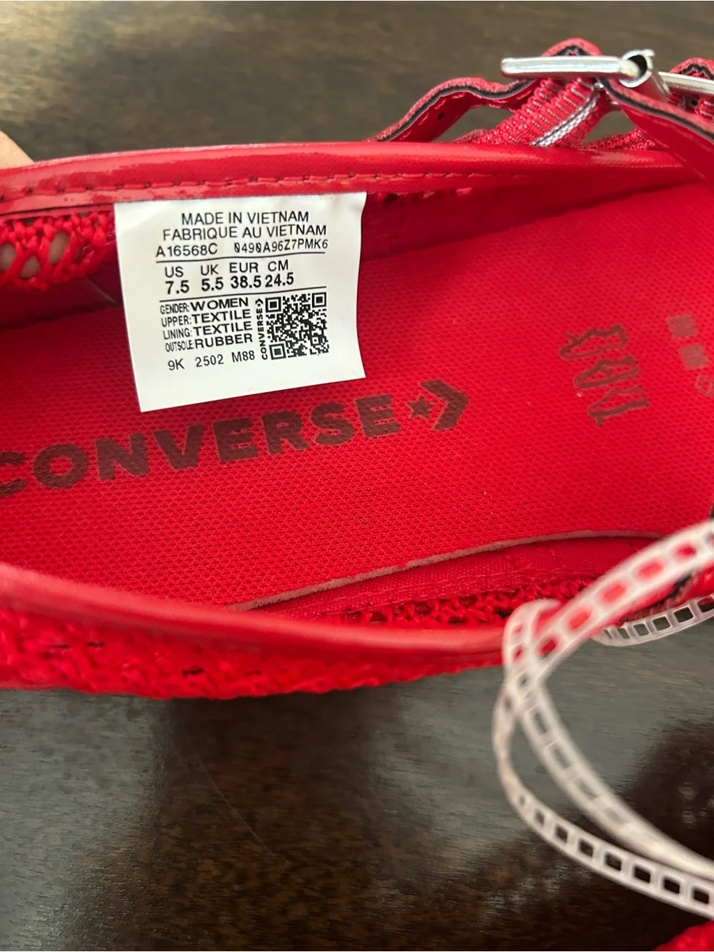 Converse Chuck Taylor All Star Dainty Mary Jane Knit. Size 7.5 women’s